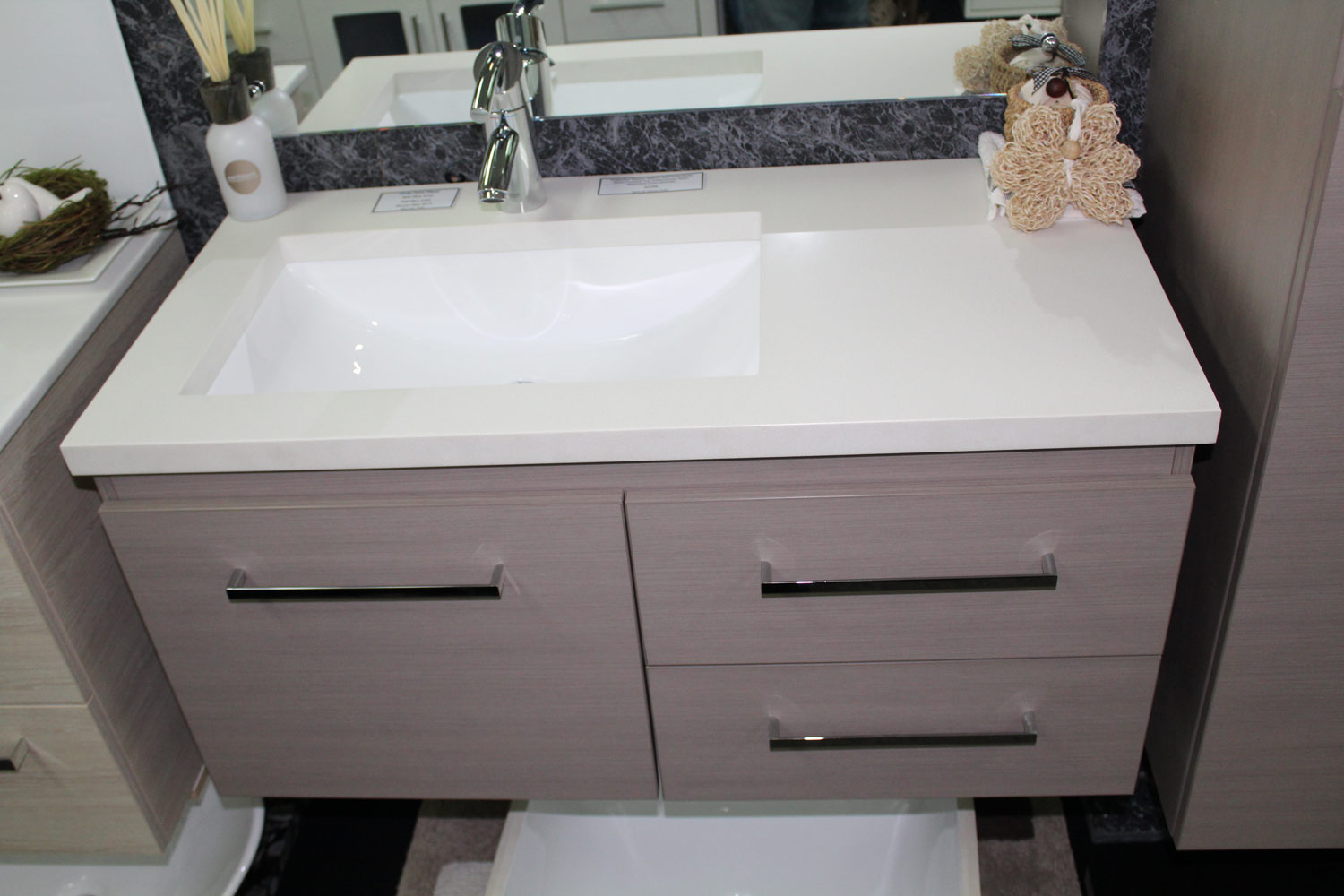 Bathroom Vanity Units With Basin \u00bb Home Design