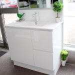 timberline-nevada-vanity-with-white-gloss-cabinet