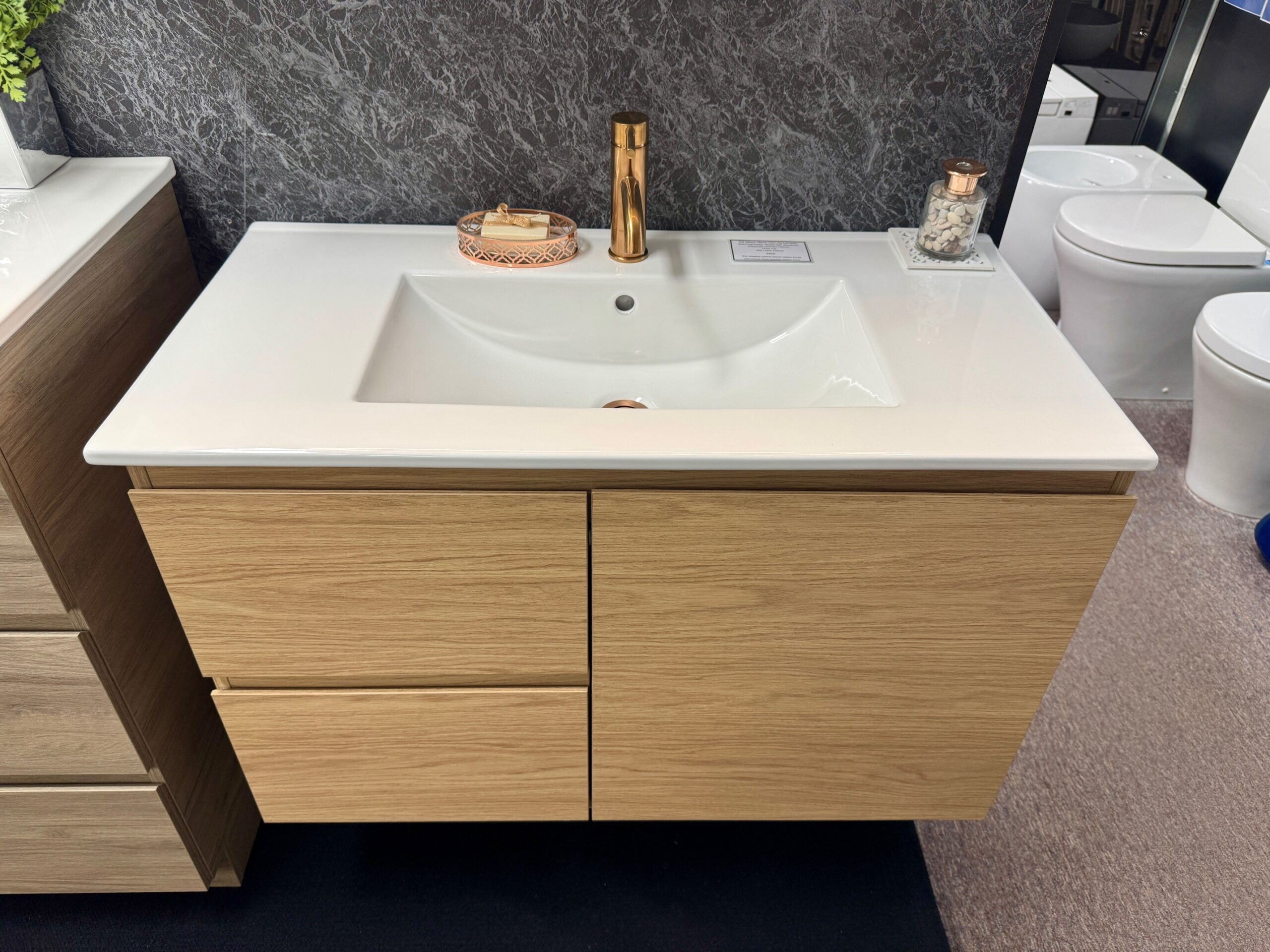 ADP Glacier 900mm Full Depth Door And Drawer Twin Wall Hung Vanity - Image 2